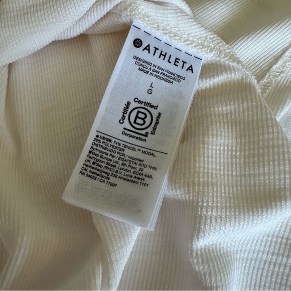 Athleta Relaxed Asymmetrical Drapey Split Hem Tank Tunic in Ivory, Large - Picture 11 of 11